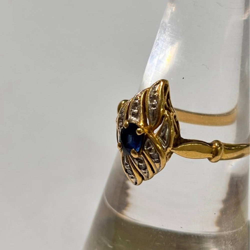 Bague en Or Jaune avec Diamants et Saphir - T 55