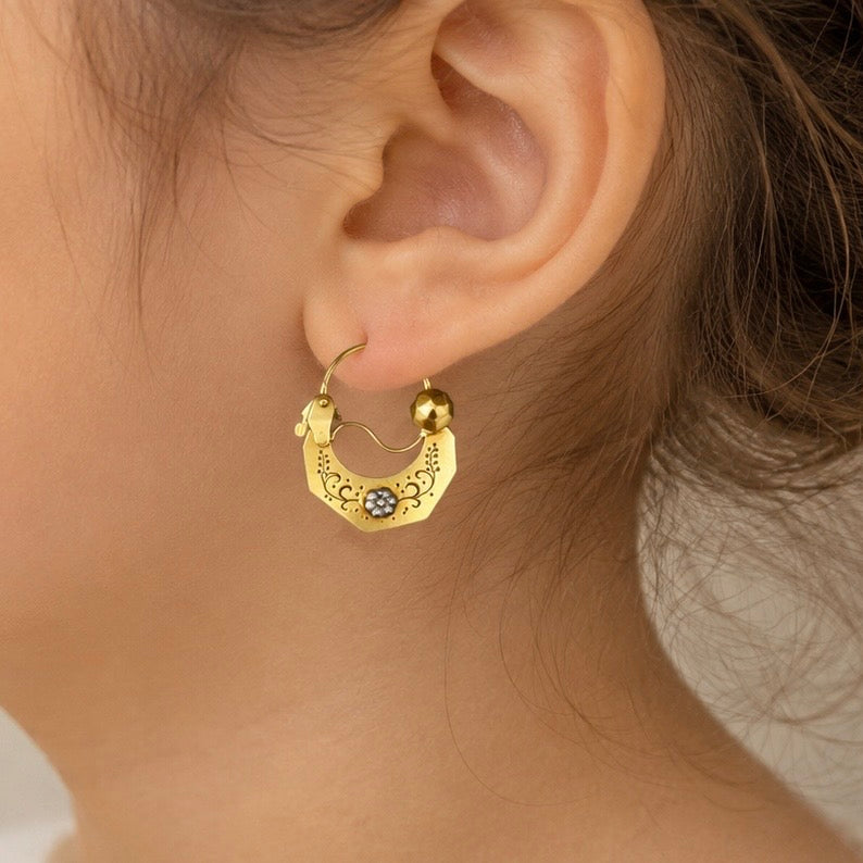 Boucles d'oreilles Savoyard en Or Jaune 18K - 1.96 Grs