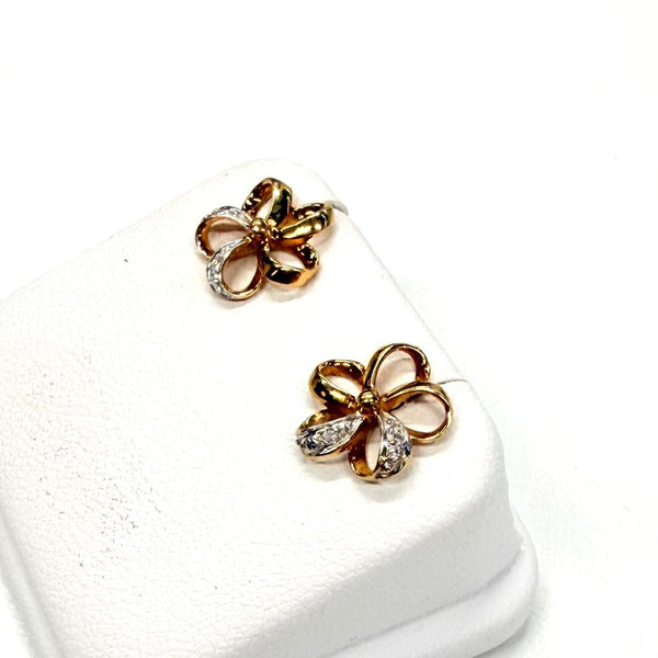 Boucles d'oreilles fleurs en Or jaune 18K - 1.49g