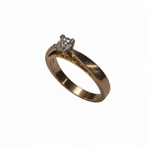 Solitaire en Or Blanc et Jaune 18K avec un diamant 0.14K - T52