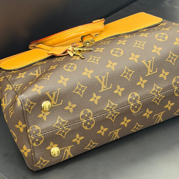 Sac à main Louis Vuitton Venus MNG épice très bon