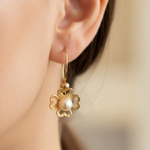 Boucles d'oreilles Dormeuses en Or Jaune 18K