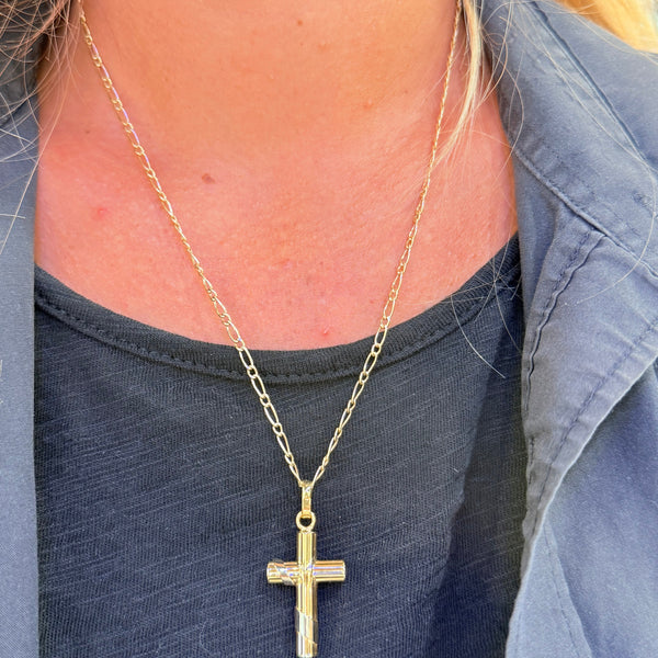 Pendentif Croix en Or Jaune et Blanc 18k Poids - 3.68 Grs