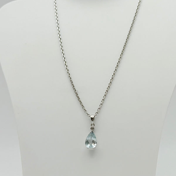Collier Matinée en Or Blanc 18K 5.81 Grs