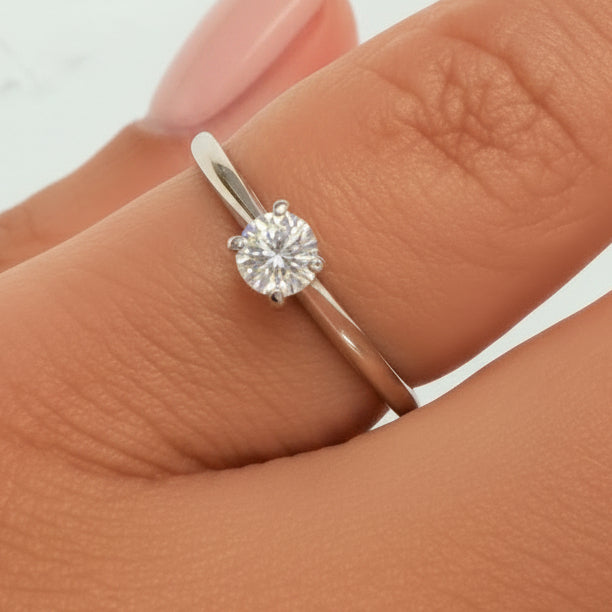 Bague Solitaire Diamant Or Blanc 18K - 1.15Grs - T47