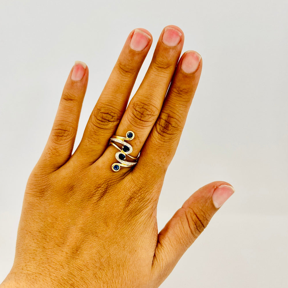 Bague ancienne en or jaune 18 carats avec 3 pierres – Taille 50