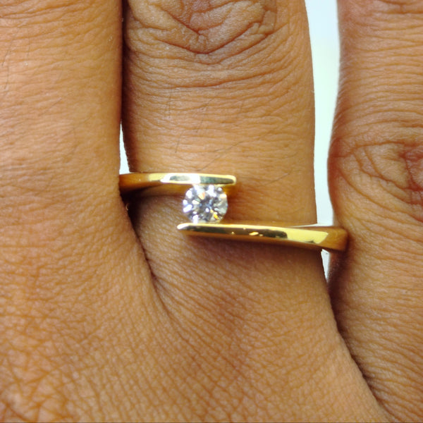Bague Solitaire en Or Jaune 18K- Taille 54- 5G