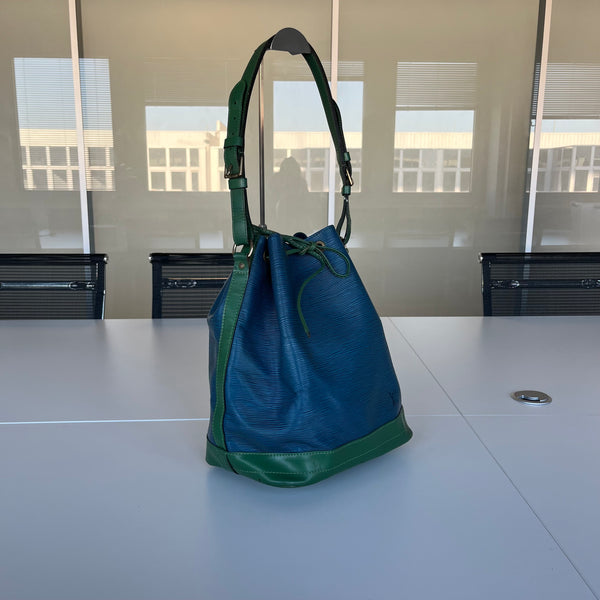 Louis Vuitton Noé Vintage en Cuir Épi Bleu