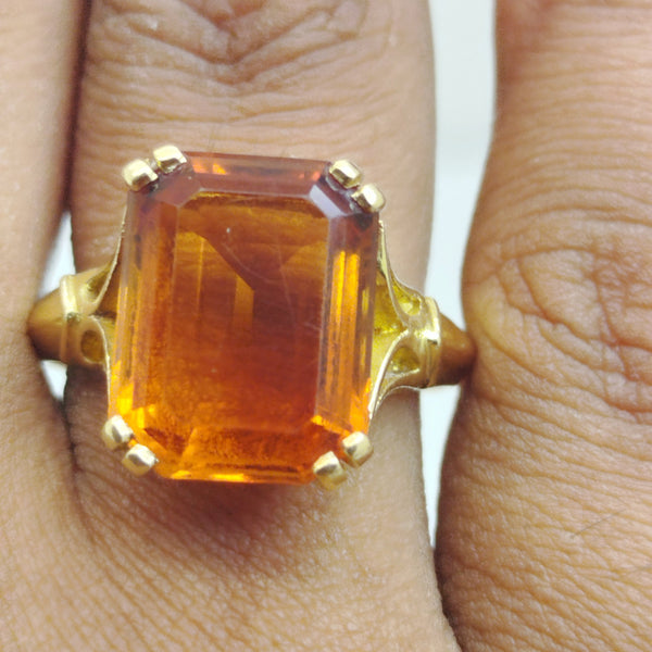 Bagues en Or Jaune 18K avec grenat 5.93 Grs - Taille 58