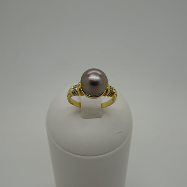 Bagues en Or jaune 18K avec perle de Tahiti et diamants
