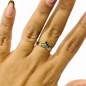 Bague en Or 18K avec 3 Saphirs - T54 - 1.29gr