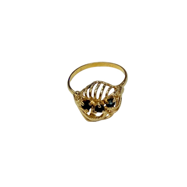 Bagues en or jaune 18k avec saphirs