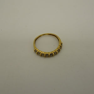 Bague en or jaune 18K avec oxydes de zirconium - T 52