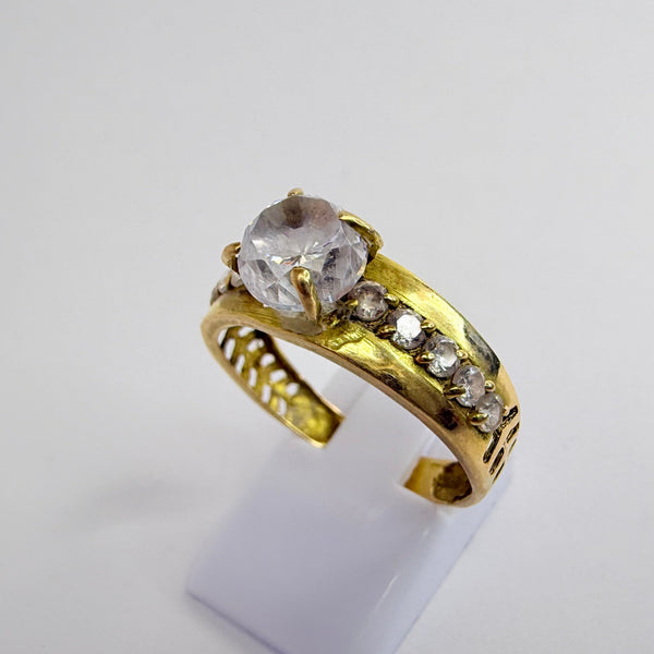 Bague en or jaune avec oxyde de zirconium  - T 61