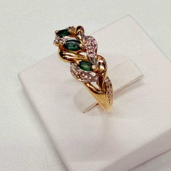 Bague Or Jaune et Blanc 18 K avec Émeraudes et éclats de diamants