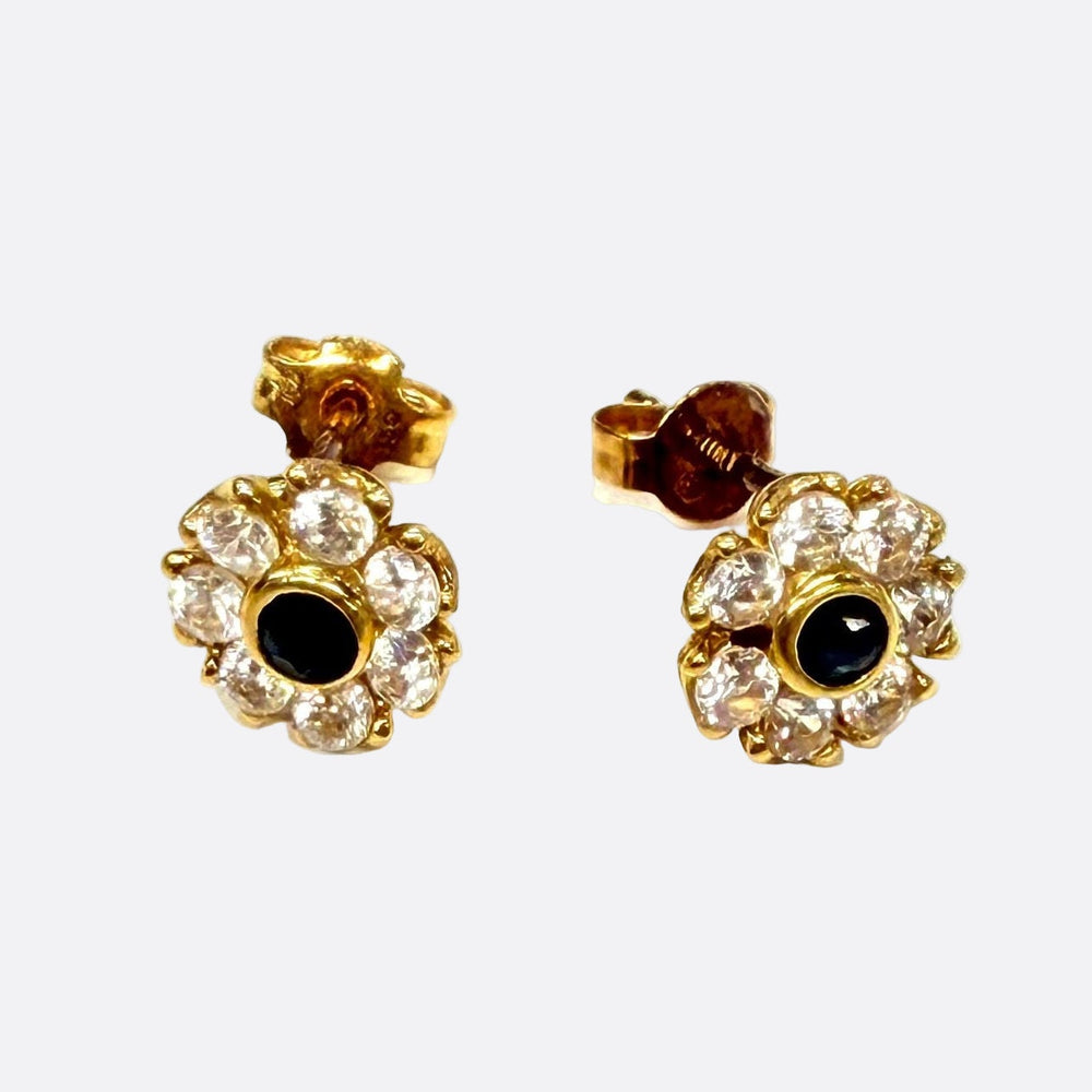 Boucles d'oreilles en Or jaune 18K - Diamants noirs - 1.58g