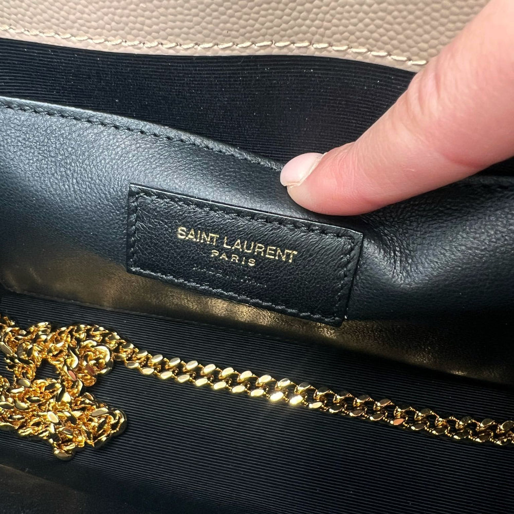 Sac à bandoulière Saint Laurent Kate en cuir beige