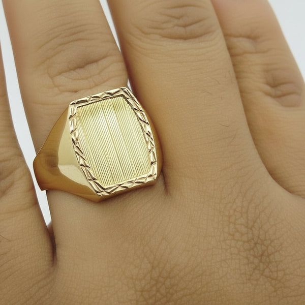 Chevalière en Or Jaune 18 K - Taille 69 - 6.75 Grs