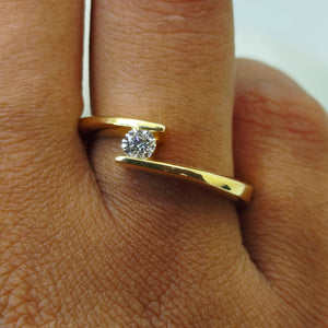Bague Solitaire en Or Jaune 18K- Taille 54- 5G