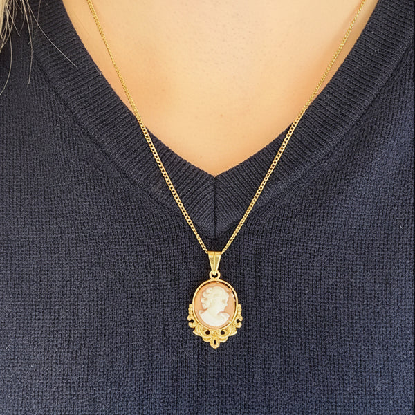 Camée en Or Jaune 18k