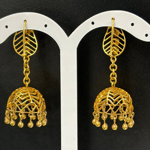 Boucles d'oreilles dormeuses en or jaune 18 K