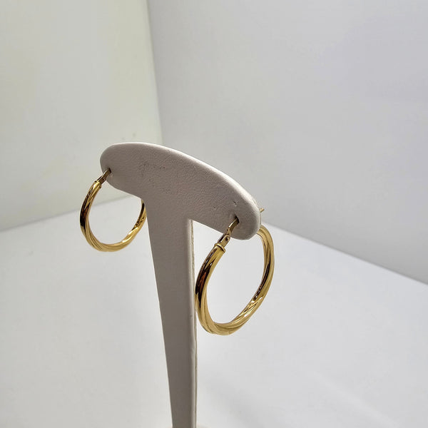 Boucles d'oreilles Créoles en Or Jaune 18K - 1.62 Grs