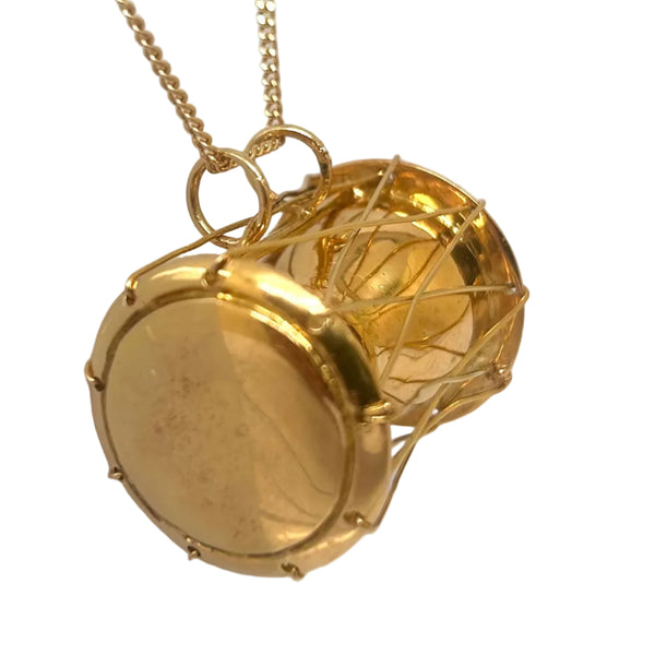 Pendentif Symbole en Or Jaune 18K - 34.94gr
