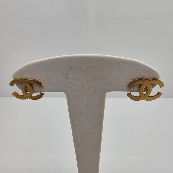 Boucles d'oreilles Chanel en Or Jaune 18K - 1.72G