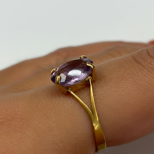 Bague en or jaune avec améthyste