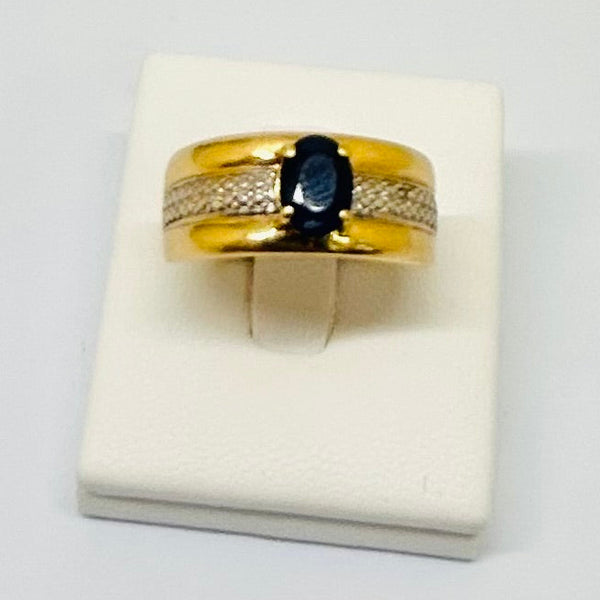Jolie bague en or blanc avec saphir et diamants