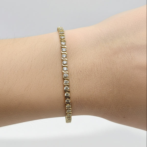 Bracelet Maillon en Or Jaune serti de Diamants