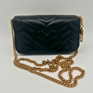 Mini sac à bandoulière Gucci Marmont en cuir noir