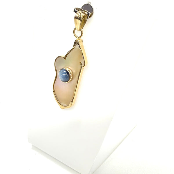 Pendentif en Or Jaune 18k, Madagascar, Saphir Étoilé et Nacre - 3.24 Grs