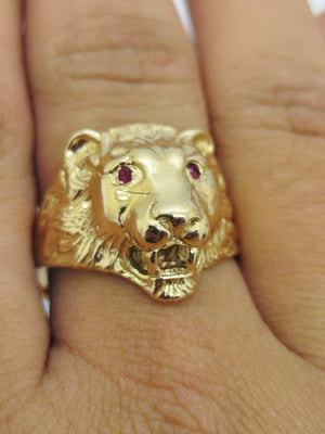 Bague Chevalière Or Jaune 18 Carats avec Rubis