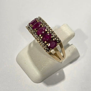 Bague en Or 18 Carats avec 5 Rubis