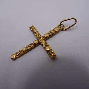 Pendentif Croix en Or Jaune  18K - 2.16 Grs