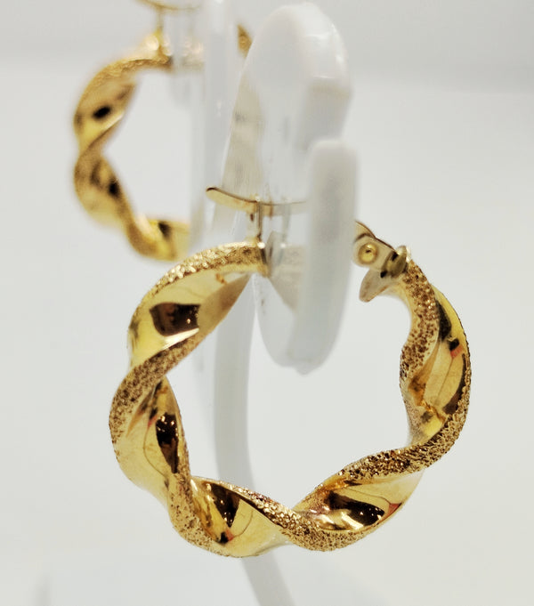 Boucles d'oreilles créoles en Or Jaune 18K -  2.43 Grs