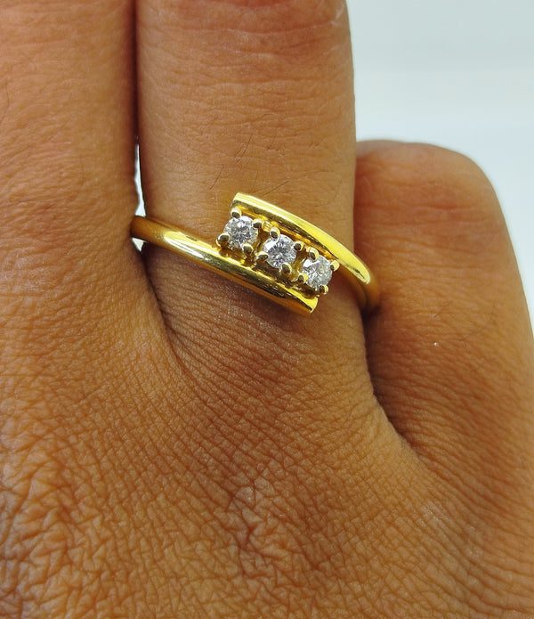 Bagues en Or jaune 18K diamant - Taille 54 - 3.70g