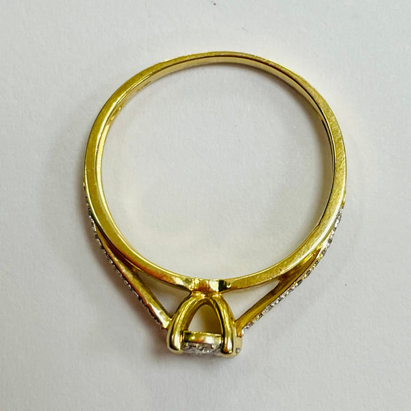 Bague Solitaire en Or 18k avec Diamants - T53 - 2.35 gr