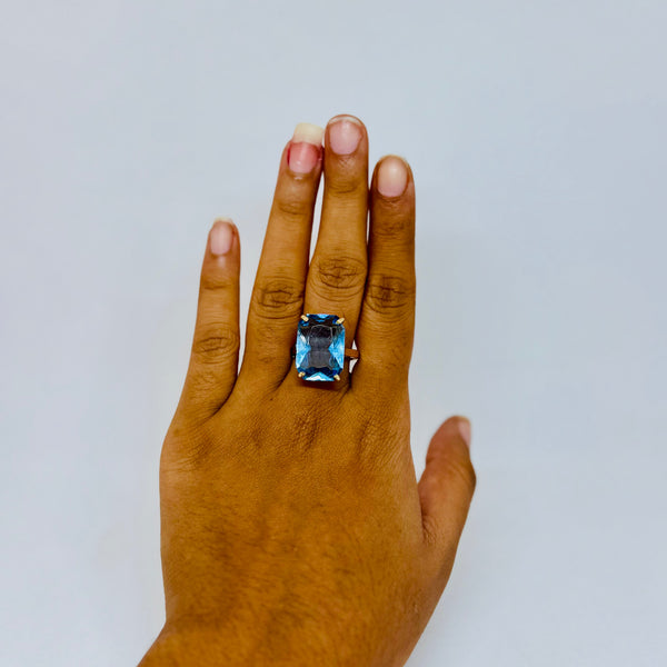 Bague Cocktail Or Jaune 18K avec Oxyde de Zirconium
