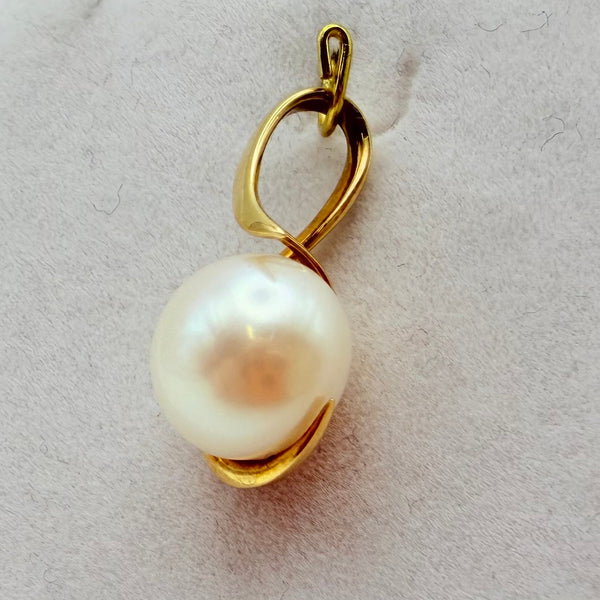 Pendentif Médaille en Or Jaune 18K - 2.21g