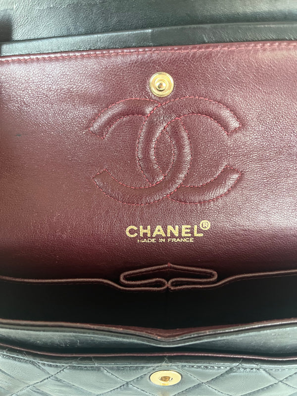 Sac Chanel Timeless 23 cm en Cuir Noir Vintage