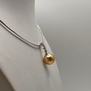 Collier Ras du Cou Or Blanc 18K Diamants & Perles 5.76 Grs