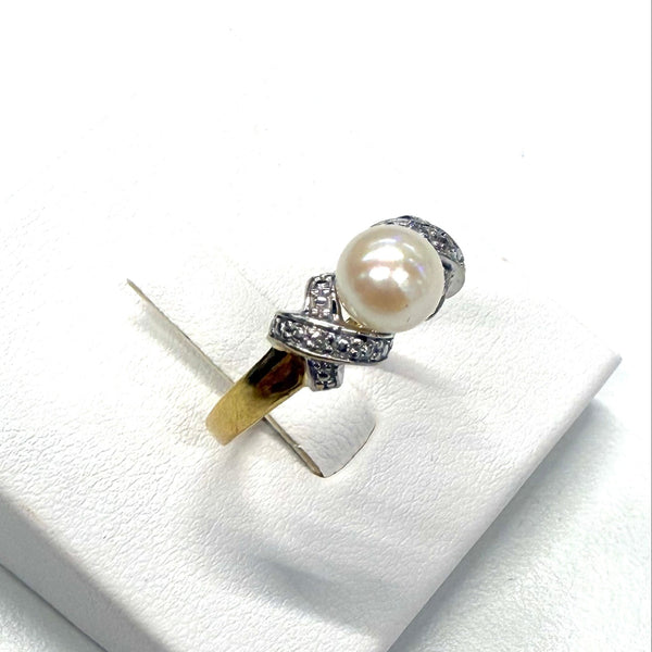 Bague perle d'eau douce et diamants en or 18k