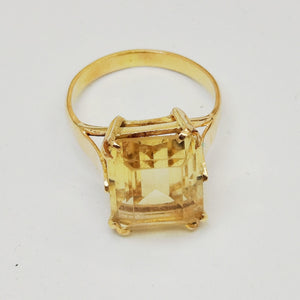 Bague Citrine en Or Jaune 18 K - 4.03 G