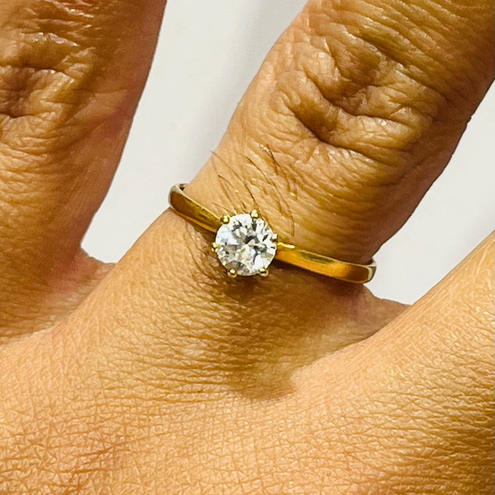 Bague Solitaire Or Jaune 750/1000 avec Oxyde