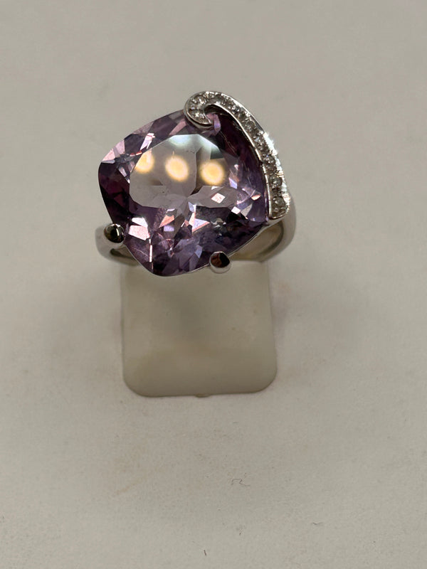 Bague en Or Blanc 18K - 8.90g