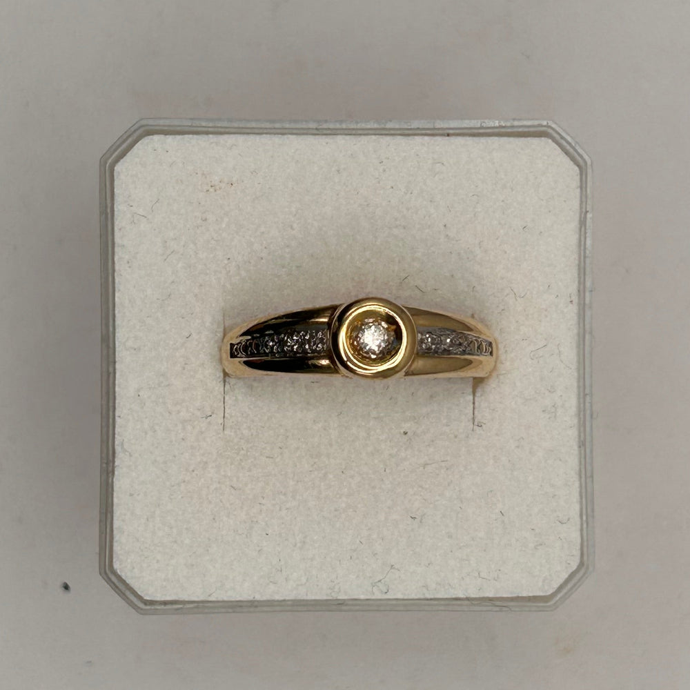 Bague en Or Jaune 18K avec Diamants 0.05ct