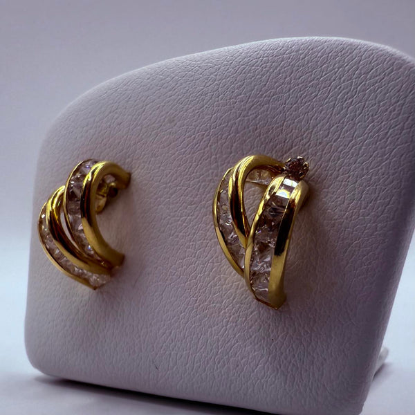 Boucles d'oreilles créoles en or jaune 18K 1.94 Grs