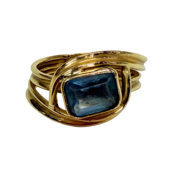 Bagues en or jaune 18 K avec topaze